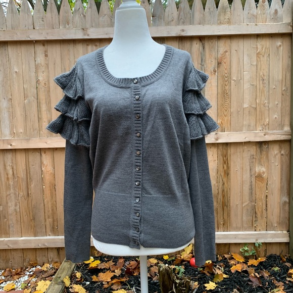 Escada Grey Wool and MohairRuffled Sleeve Cardigan